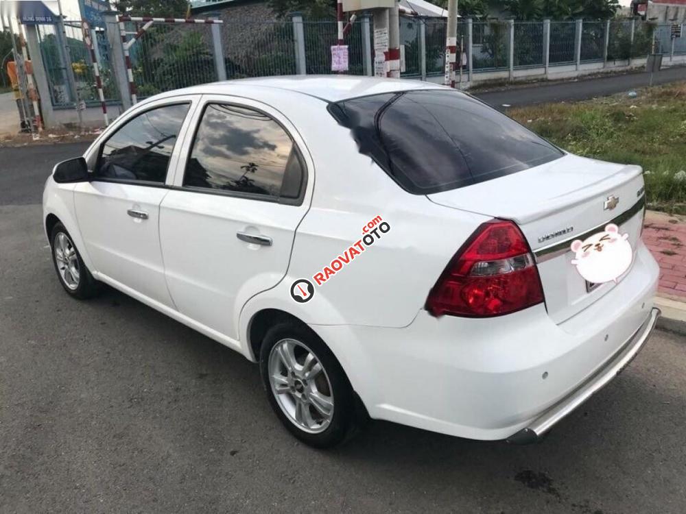 Bán xe Chevrolet Aveo LT 1.5 MT đời 2015, màu trắng số sàn-0