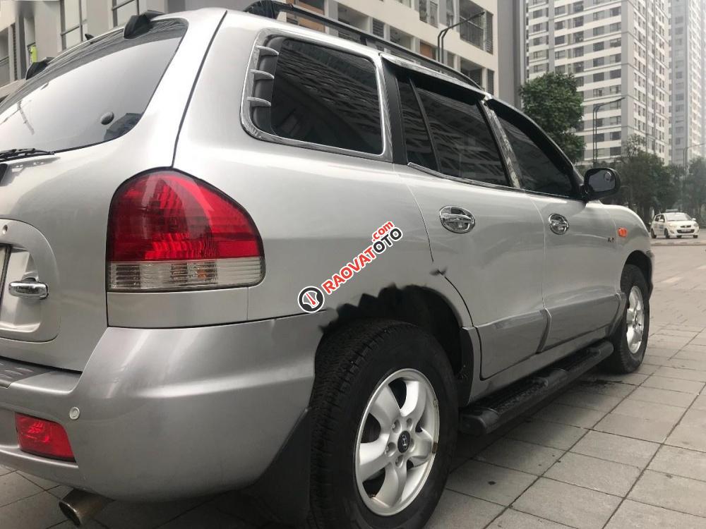 Bán ô tô Hyundai Santa Fe Gold 2.0 AT đời 2005, màu bạc, nhập khẩu nguyên chiếc số tự động-4