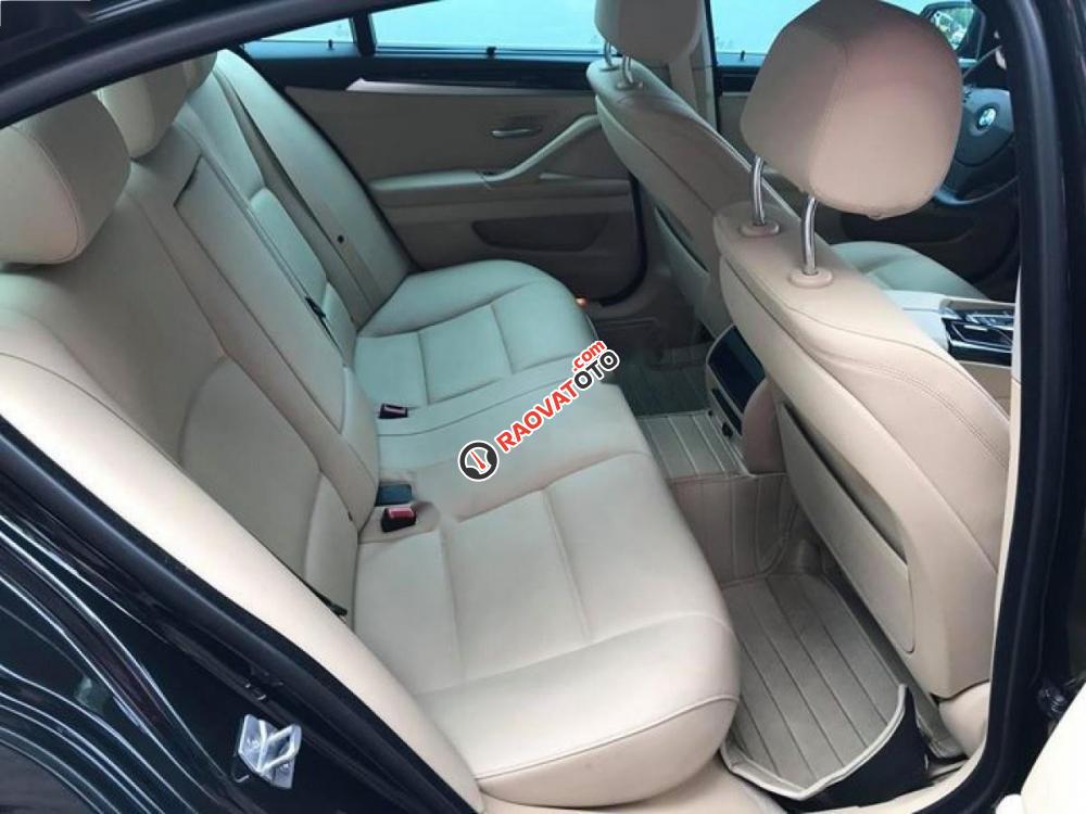 Bán xe BMW 5 Series 520i sản xuất 2015, màu đen-0