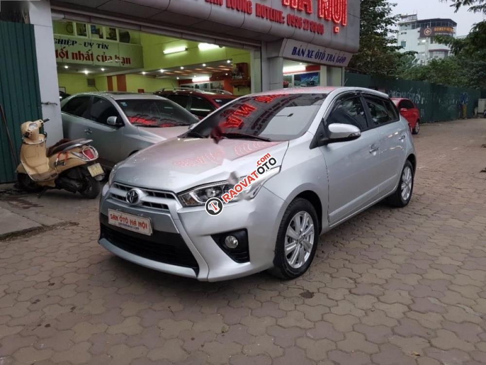 Bán Toyota Yaris đời 2016, màu bạc, xe nhập đẹp như mới, 585tr-0