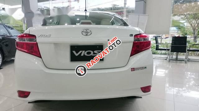 Bán Toyota Vios E đời 2017, màu trắng-3