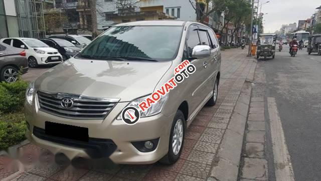 Bán lại xe Toyota Innova E năm 2013-0