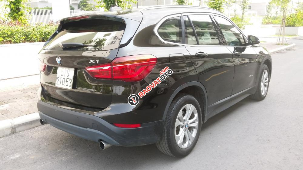 Bán BMW X1 sDrive 20i 24.000km model 2016, xe còn mới, không đâm đụng-3