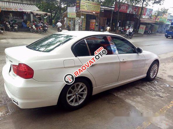 Bán xe BMW 3 Series 320i đời 2011, màu trắng số tự động-2