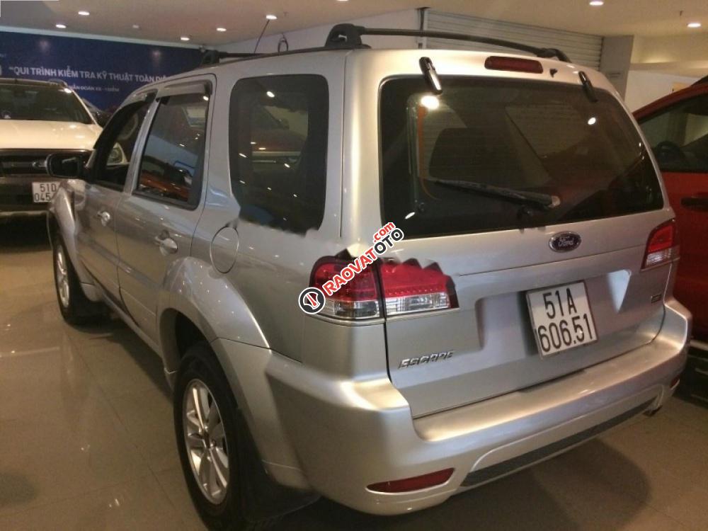 Bán Ford Escape XLS 2.3L 4x2 AT sản xuất 2013, màu bạc-2