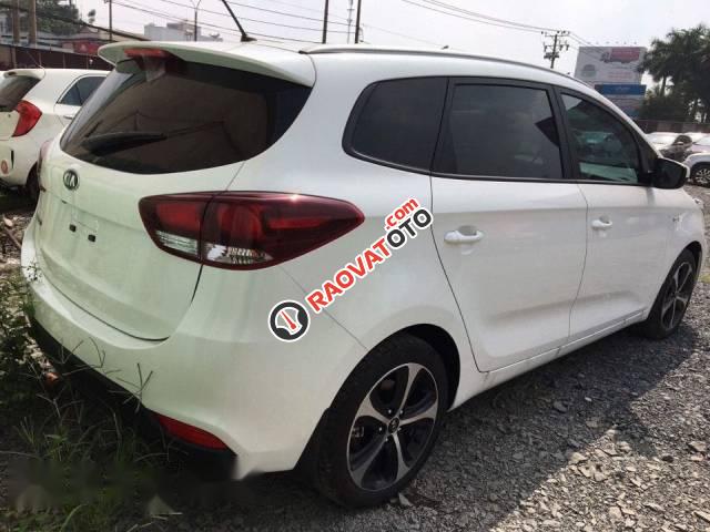 Bán xe Kia Rondo đời 2017, màu trắng, 619tr-1