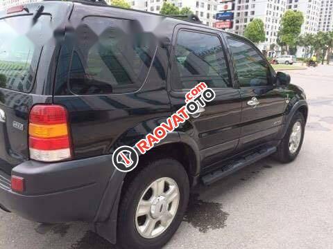 Bán xe Ford Escape 3.0 XLT đời 2004, màu đen  -1