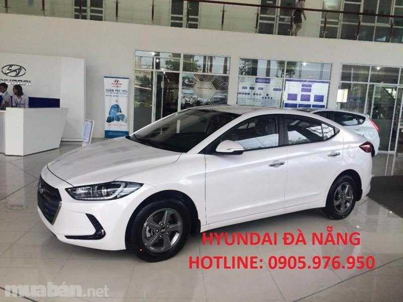 Bán xe Hyundai Elantra đời 2017, màu trắng, nhập khẩu chính hãng-0