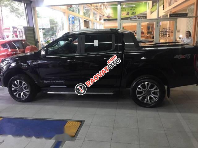 Bán ô tô Ford Ranger Wildtrak đời 2017, màu đen, 830 triệu-0