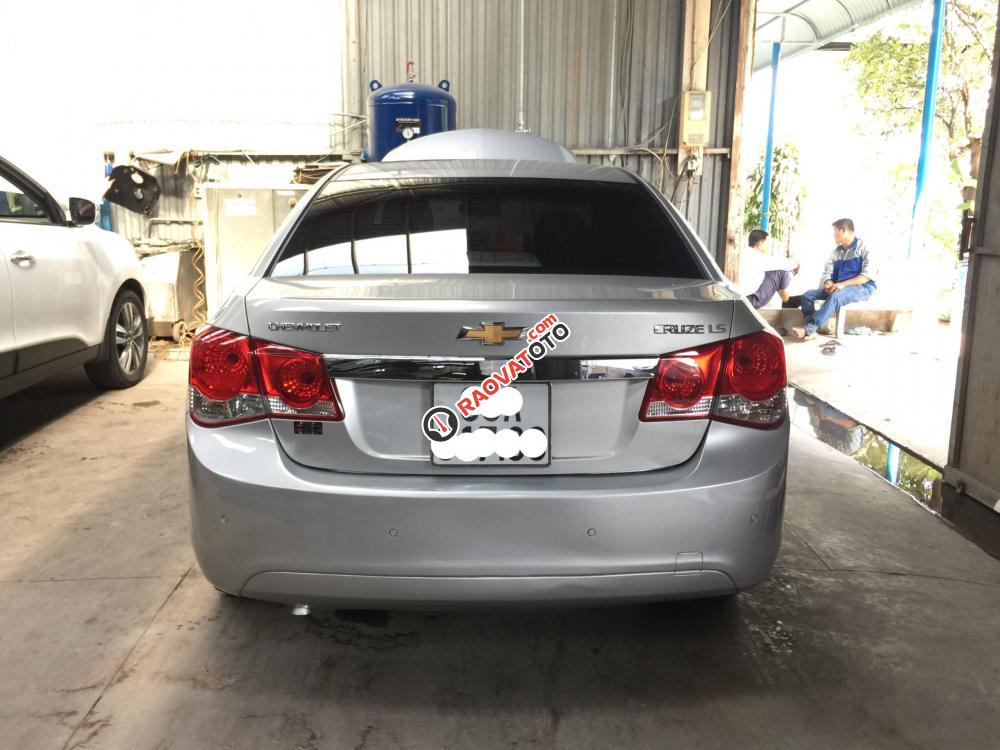 Cần bán Chevrolet Cruze LS 1.6L đời 2015, màu bạc, giá thương lượng-0