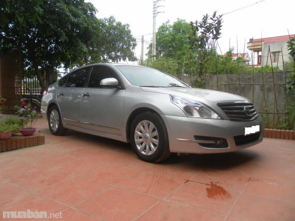 Cần bán Nissan Teana 2011, màu bạc, nhập khẩu, như mới-0