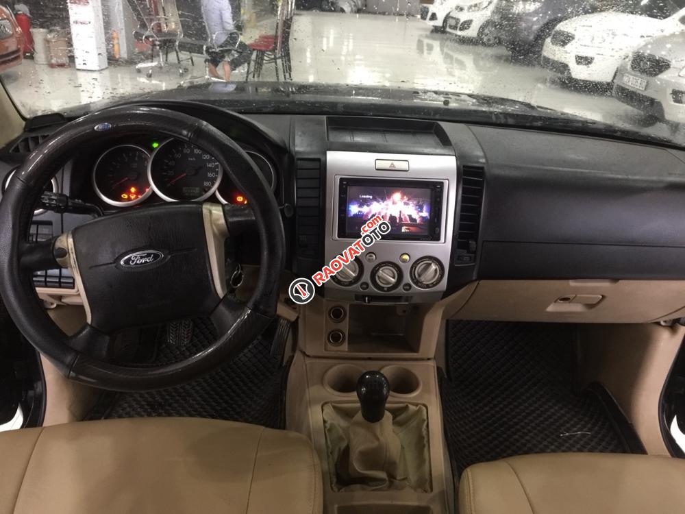 Bán Ford Everest XLT 4x2 MT đời 2011, màu đen số sàn-4