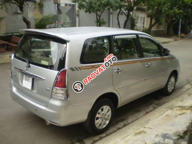 Bán xe Toyota Innova 2.0G đời 2009, màu bạc như mới, 380tr-2