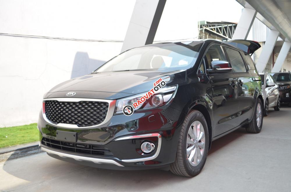 Cần bán Kia Sedona 2017, có xe giao ngay, hỗ trợ vay đến 90%, LH: 0909942482- Minh Anh để được tư vấn nhiệt tình nhất-3