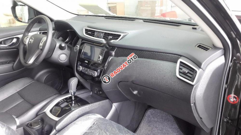 Bán ô tô Nissan X trail Premium L 2.0L AT 2WD sản xuất 2017, 918tr-0