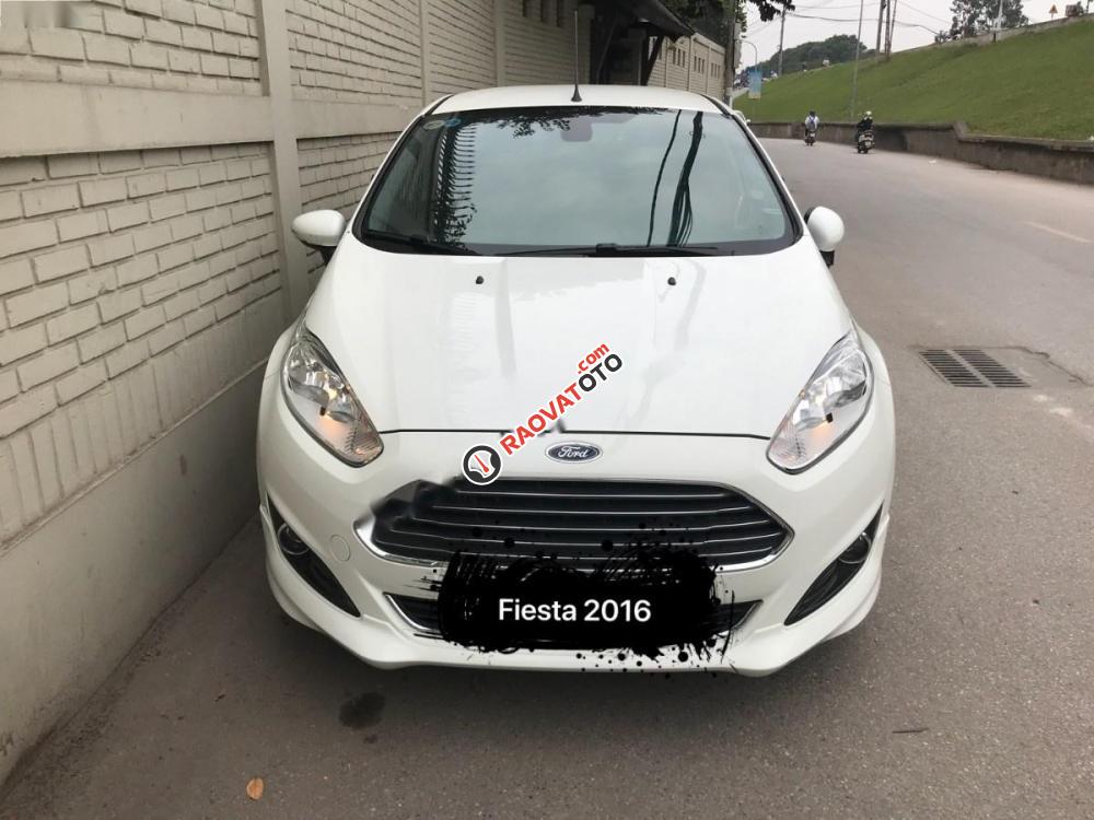 Bán xe Ford Fiesta S 1.0AT Ecoboost đời 2016, màu trắng chính chủ-0