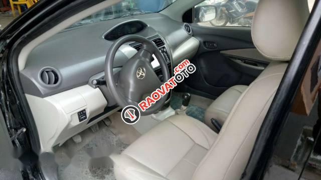 Bán xe Toyota Vios đời 2010, màu đen, giá tốt-3