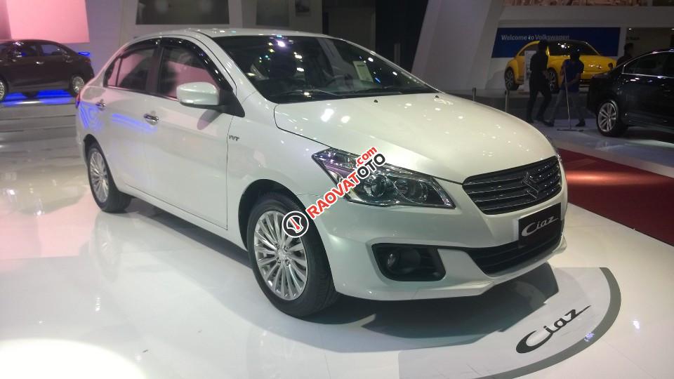 Suzuki Ciaz 2017- Nhập khẩu - giảm ngay 50 triệu + option hấp dẫn - Chỉ cần 160 triệu -Nhận ngay xe sang-1