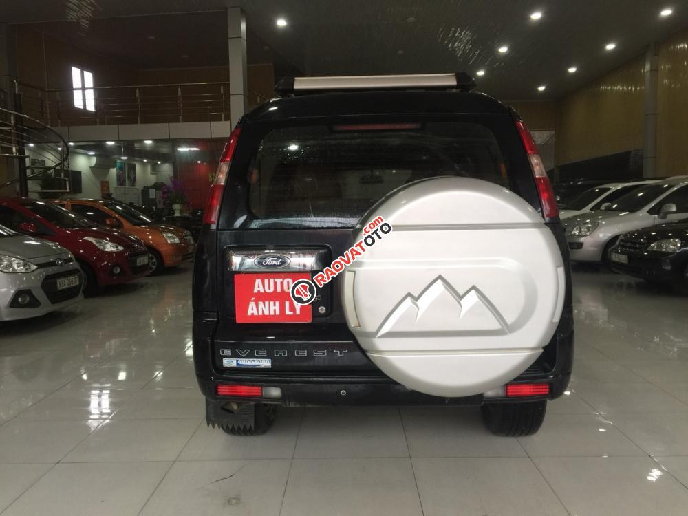 Bán Ford Everest XLT 4x2 MT đời 2011, màu đen số sàn-8