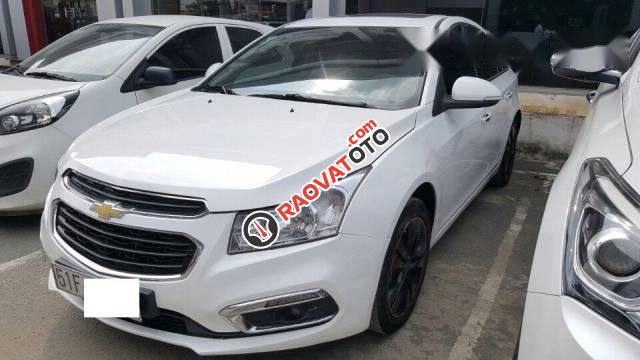 Bán Chevrolet Cruze LTZ 1.8AT đời 2015, màu trắng-1