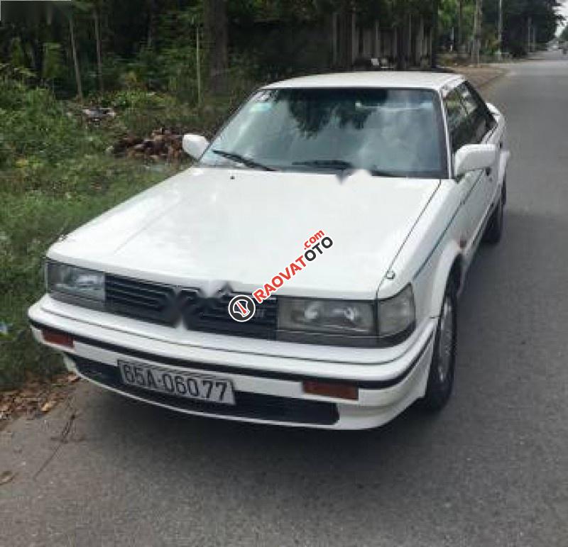 Bán ô tô Nissan Bluebird 1.8 trước 1990, màu trắng, xe nhập giá cạnh tranh-2