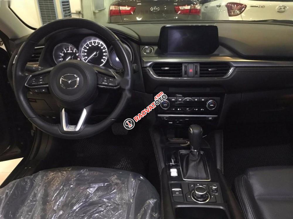 Cần bán lại xe Mazda 6 2.0AT đời 2017, màu xanh lam, 928 triệu-4