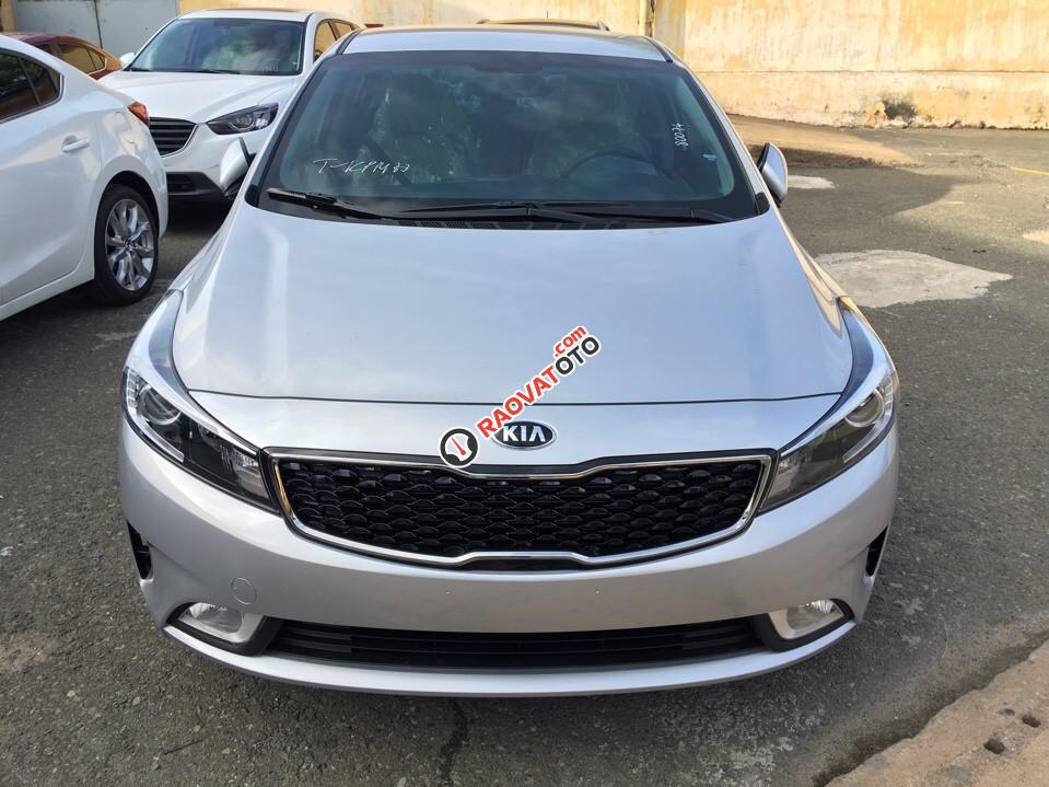 Kia Cerato 1.6, số sàn (MT) chính hãng mới 100%, đủ màu tại Kia Gò Vấp - LH: 0932 009 722-0