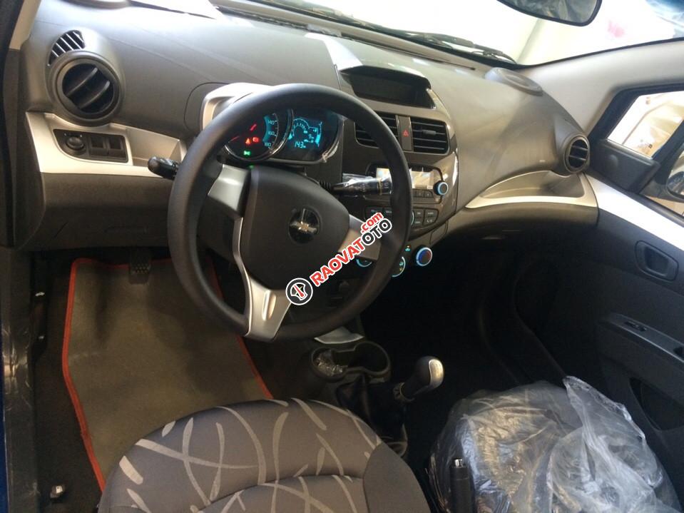 Chevrolet Spark LS 1.2L màu xanh dương, ưu đãi giá tốt, giao xe tận nơi - LH: 0945.307.489 Huyền-1