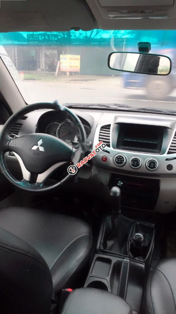 Bán xe Mitsubishi Triton năm 2009, màu xám, nhập khẩu  -0