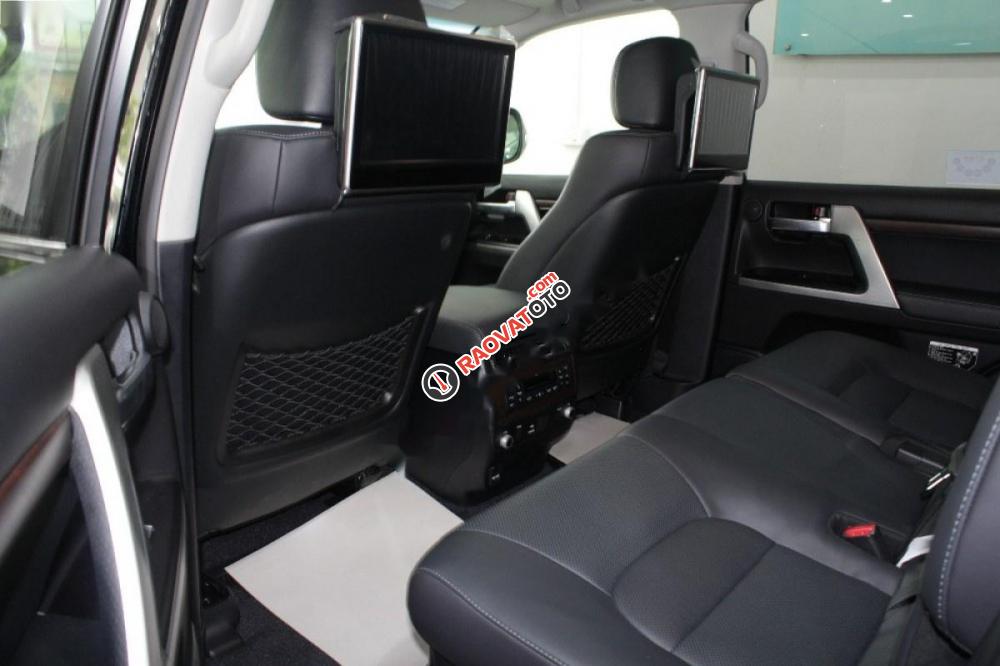 Bán Toyota Land Cruiser 5.7 V8 2016, màu đen, xe nhập-4