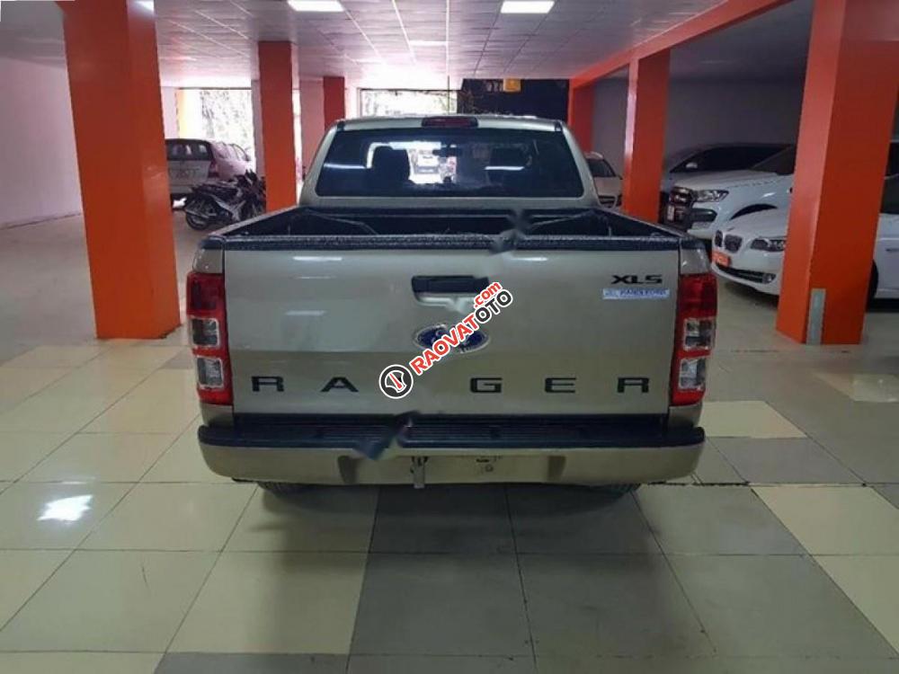 Bán Ford Ranger XLS 2.2L 4x2 AT đời 2015, nhập khẩu nguyên chiếc, giá tốt-4