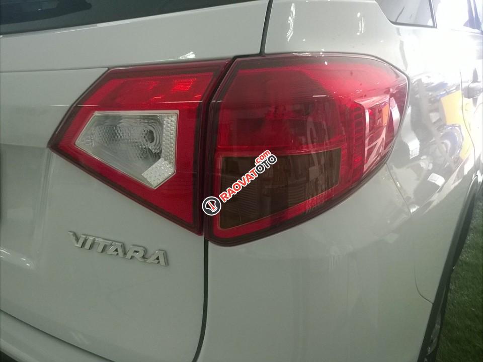 Suzuki Vitara 2017 - Trắng ngọc trai - xe có sẵn - CTKM giảm 50 triệu - Hỗ trợ ngân hàng 80% - liên hệ 0906612900-5