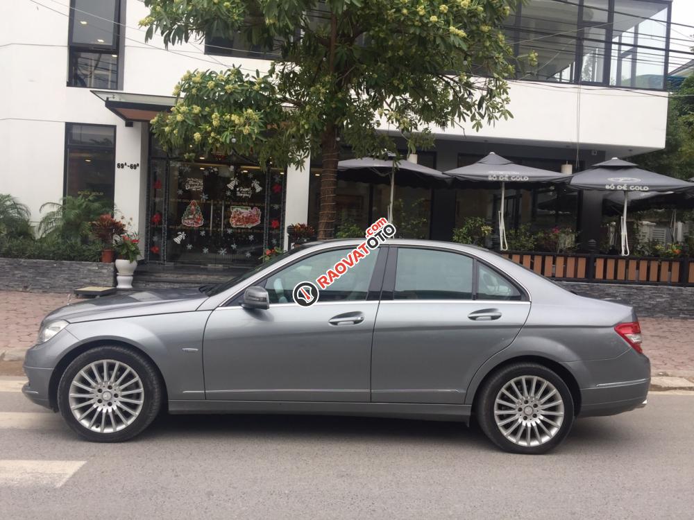 Bán xe Mercedes E250 đời 2011 màu ghi, giá chỉ 880 triệu-0