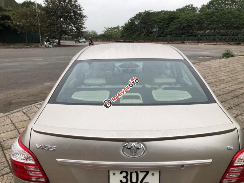 Cần bán lại xe Toyota Vios E đời 2010, màu bạc, giá chỉ 320 triệu-3