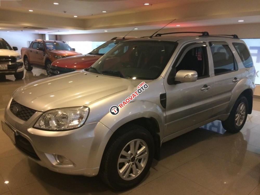 Bán Ford Escape XLS 2.3L 4x2 AT sản xuất 2013, màu bạc-1