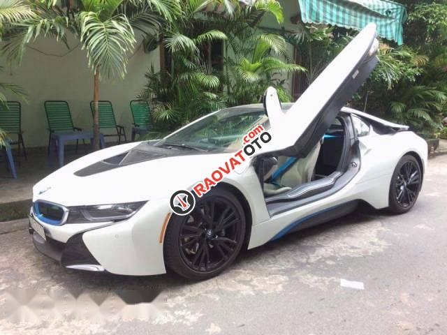 Chính chủ bán xe BMW i8 2014, màu trắng, nhập khẩu nguyên chiếc-3