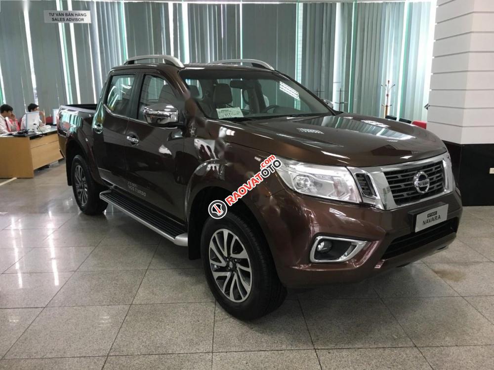 Bán ô tô Nissan Navara VL 2.5 AT 4WD đời 2017, màu nâu, nhập khẩu nguyên chiếc-2