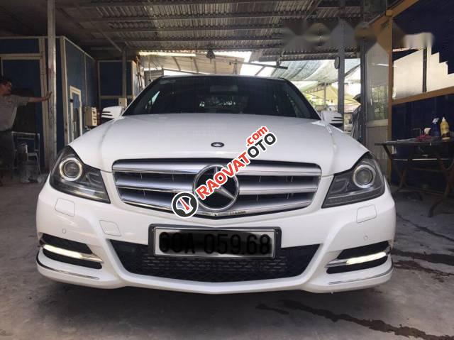 Bán ô tô Mercedes C200 đời 2012, màu trắng, 710 triệu-0