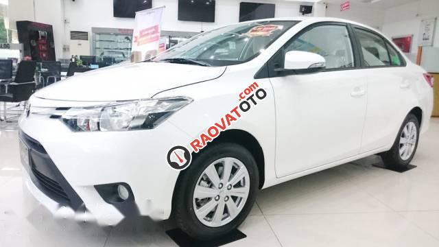 Bán Toyota Vios E đời 2017, màu trắng-4