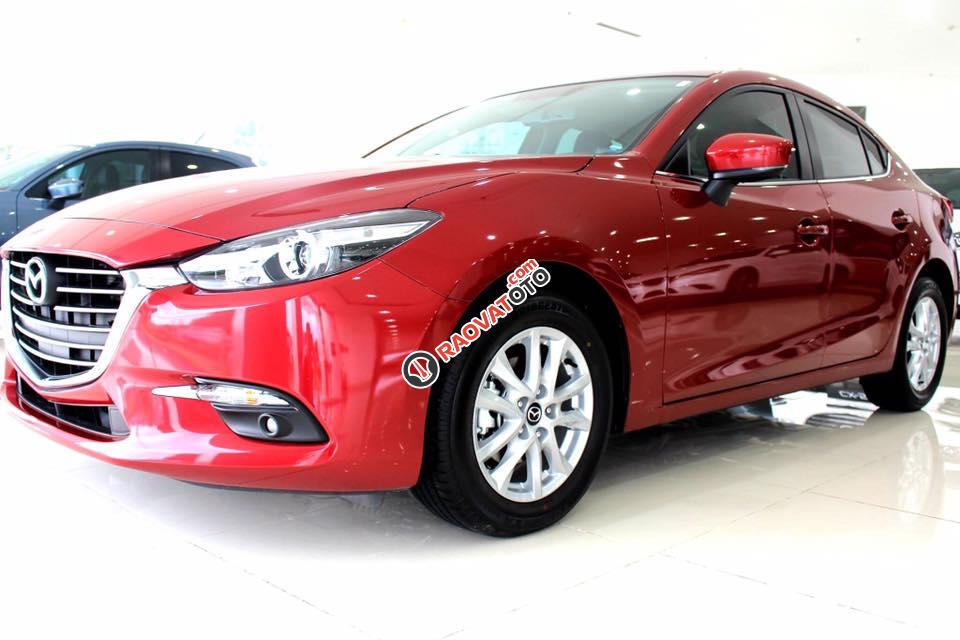 Bán xe Mazda 3 đời 2017, màu đỏ, giá tốt-0