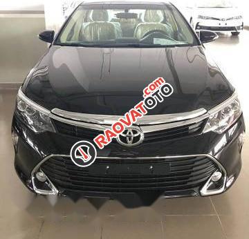 Bán Toyota Camry đời 2017, màu đen-4