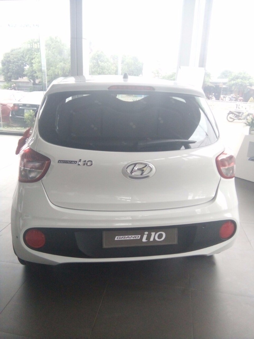 Bán xe Hyundai Grand i10 đời 2017, màu trắng-3