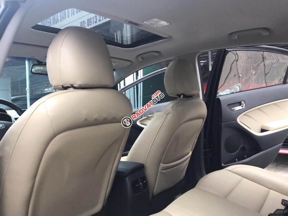 Bán xe Kia Cerato 1.6 AT đời 2016, màu đen còn mới-5