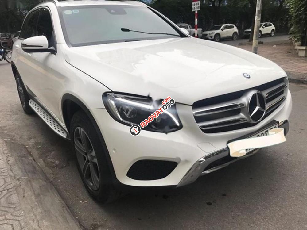 Bán Mercedes GLC 250 4Matic đời 2017, màu trắng  -4