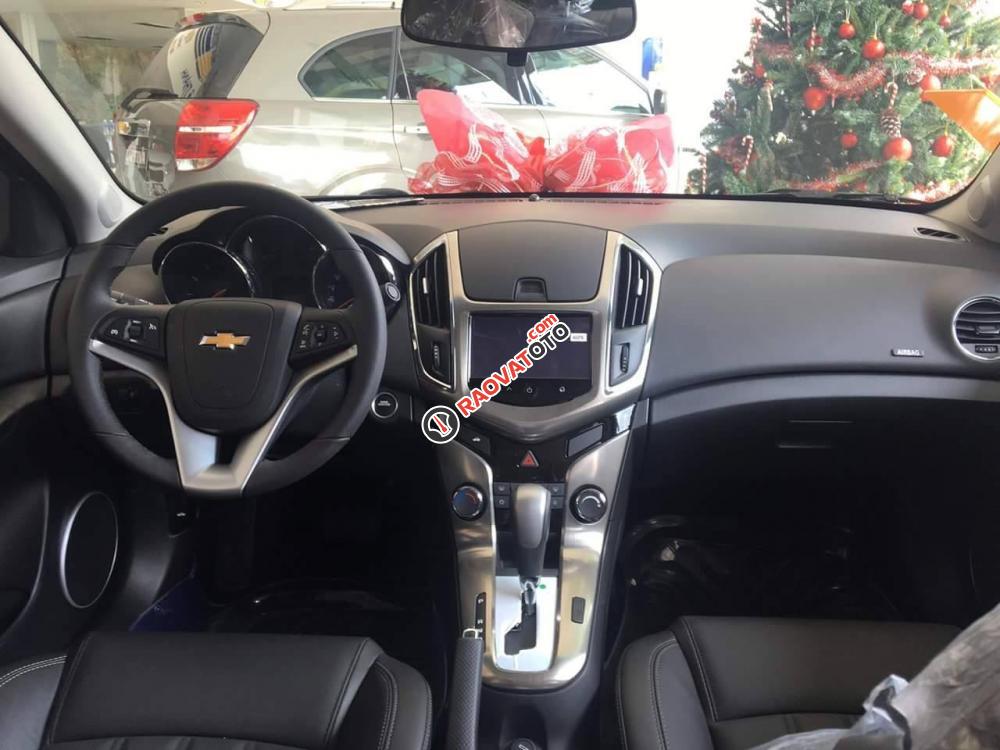 Chevrolet Cruze 2017 hỗ trợ trả góp cao, không cần chứng minh thu nhập, nhiều ưu đãi-4