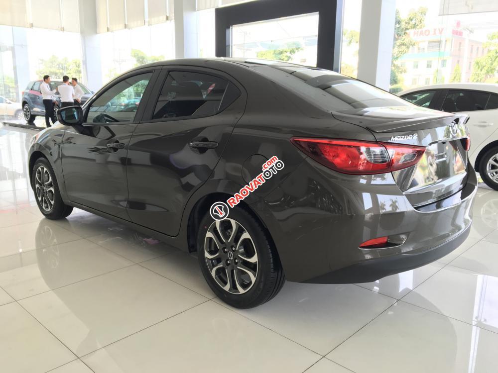 Bán xe Mazda 2 1.5L màu nâu, xe mới 100%, hỗ trợ vay đến 80% giá trị xe, liên hệ Mr. Thông- 0937299026-5