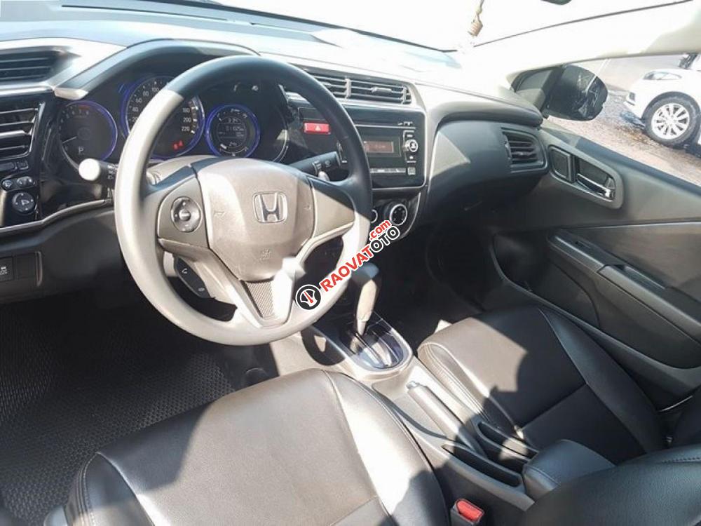 Cần bán xe Honda City 1.5 AT đời 2016, màu trắng, giá tốt-5