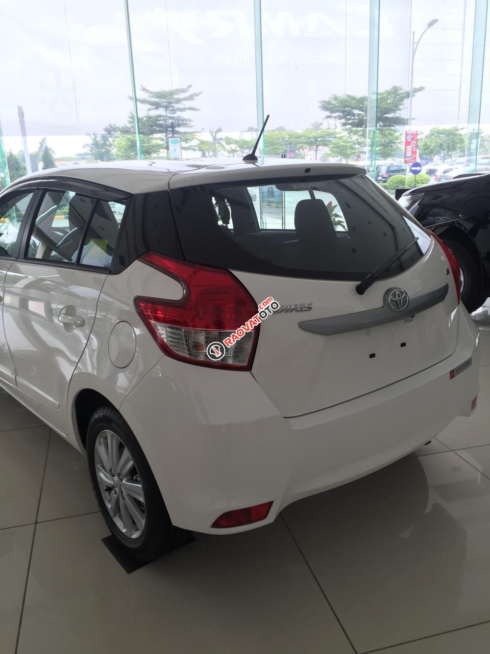 Toyota Long Biên bán Yaris 1.5E 2017, cam kết giá tốt, khuyến mại lớn- Hotline: 099.309.6666-3