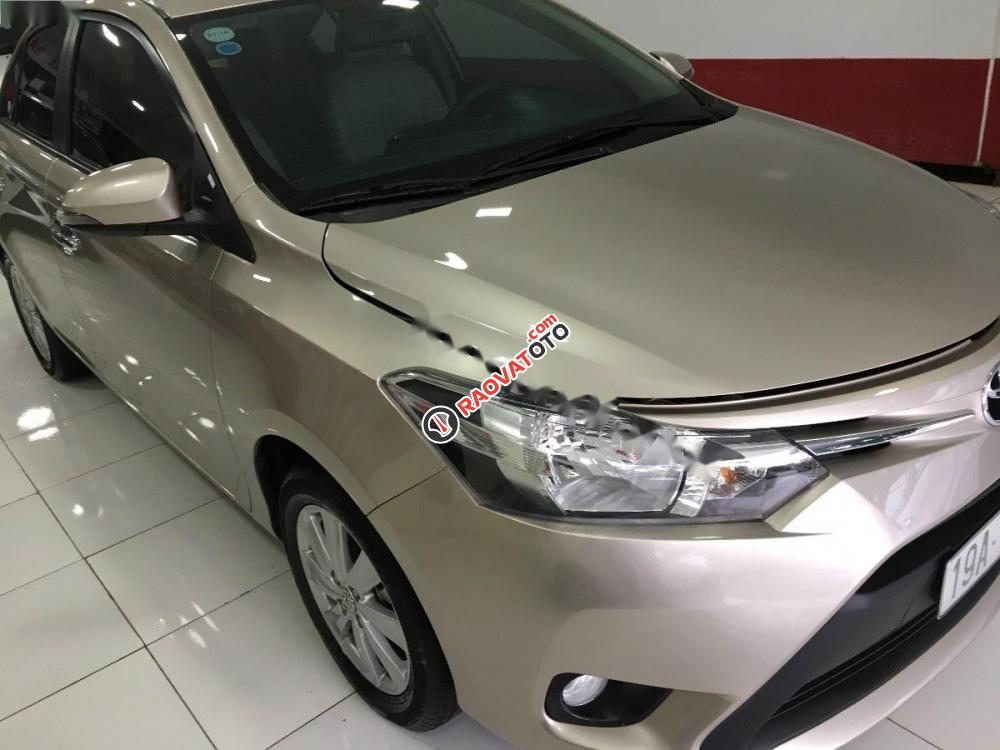 Bán Toyota Vios đời 2016, màu vàng-2