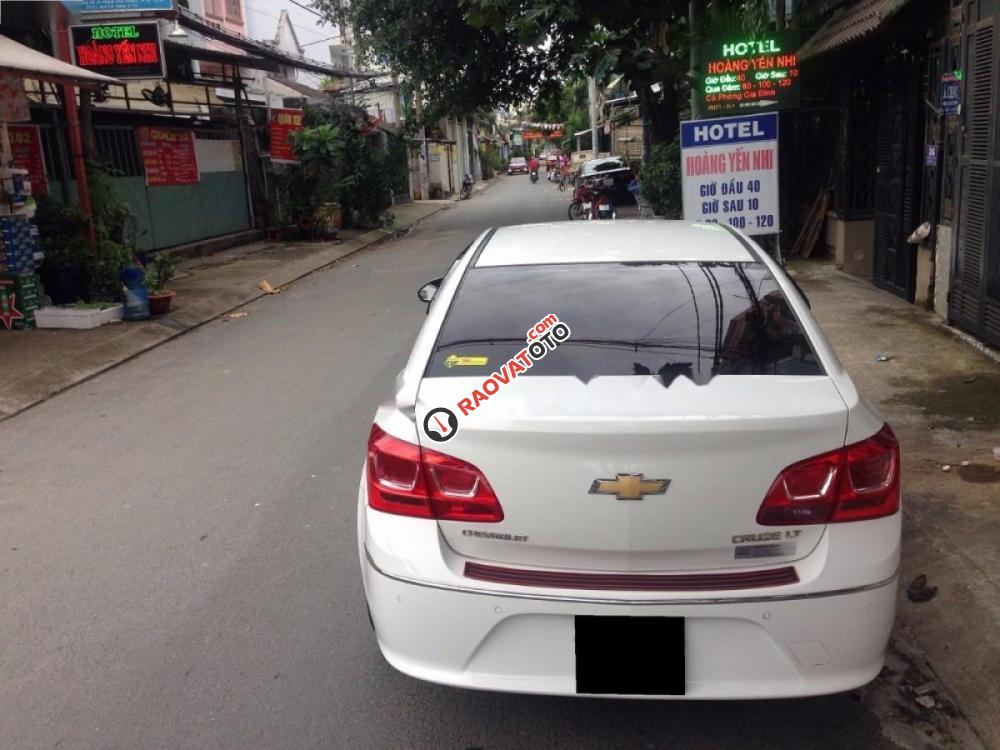 Bán ô tô Chevrolet Cruze năm 2016, màu trắng-7